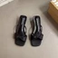 Giày sandal đế dày đế dày cho nữ mặc ngoài, khí chất mùa hè, mũi vuông đa năng, hở mũi, đế dà