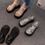 Giày sandal đế dày dành cho nữ, kiểu dáng mới cho mặc ngoài mùa hè, kiểu dáng thông dụng với
