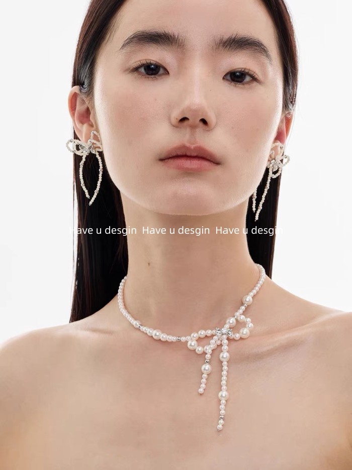 Vòng cổ ngọc trai thu đông, thiết kế ngọt ngào với chiếc nơ xinh xắn