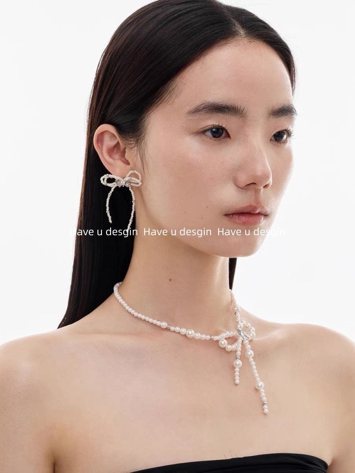 Vòng cổ ngọc trai thu đông, thiết kế ngọt ngào với chiếc nơ xinh xắn