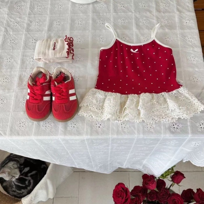 cổ tròn nữ dễ thương chấm bi phong cách Hàn Quốc bé gái váy trẻ em đa năng áo vest cho bé