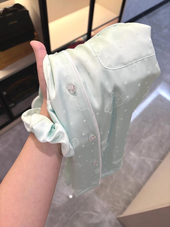 Ice Silk Bộ Đồ Ngủ Mát Mẻ của Phụ Nữ Mùa Hè Ngắn Tay Quần Short Mỏng Sweet Kitten Loose Home Quần Á
