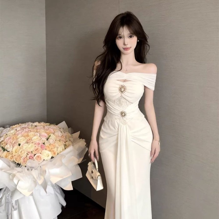 Unique And Beautiful Solid Color One-shoulder Dress For Women Summer High-end Sexy Birthday F