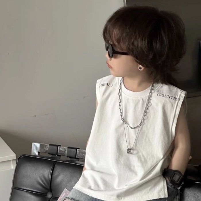 Áo thun trắng bé trai phong cách Hàn Quốc phong cách mùa hè áo không tay trẻ em chữ cái đơn giản