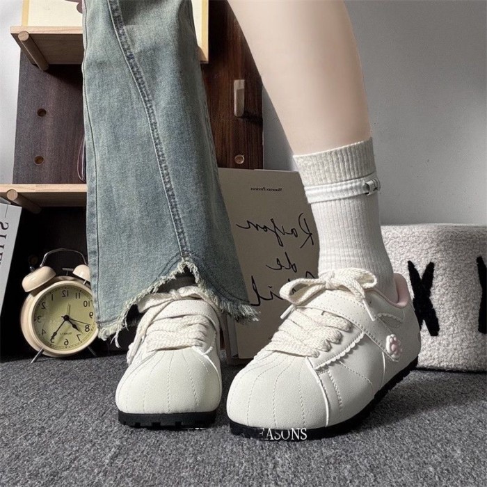 Giày trắng Velcro ren dành cho sinh viên giày thể thao niche nhẹ đơn giản dành cho nữ