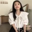 Áo sơ mi tay phồng cổ búp bê màu trắng dành cho nữ thiết kế thích hợp hàng đầu ngọt ngào nữ t