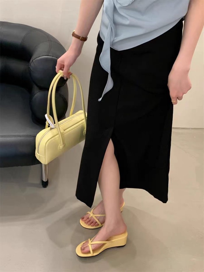 Dép xỏ ngón đế dày cho nữ, trang phục mặc mùa hè với váy, sandal đi biển tăng chiều cao cho nữ