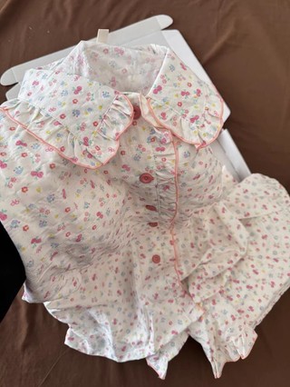 Bộ đồ ngủ cardigan hoa phong cách đồng quê ngọt ngào dành cho nữ có thể mặc bên ngoài bộ quần