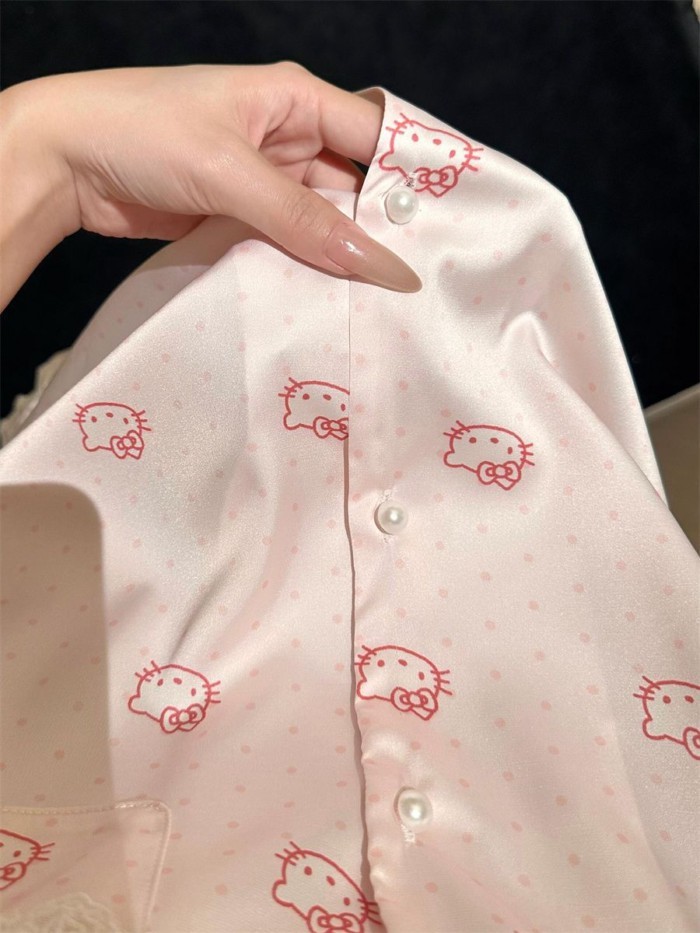 Bộ đồ ngủ lụa băng Hello Kitty nữ tay ngắn quần short ở nhà Bộ quần áo có thể mặc bên ngoài