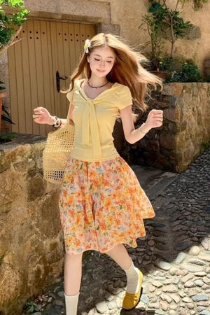 Orange Soda Váy Midi hoa cam Váy xòe hoa Phiên bản văn bản Ngọt ngào và vui tươi