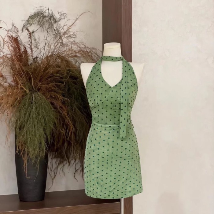 French Retro Green Polka Dot V-neck Halterneck Ribbon Dress Waist Slimming Holiday Skirt Wais