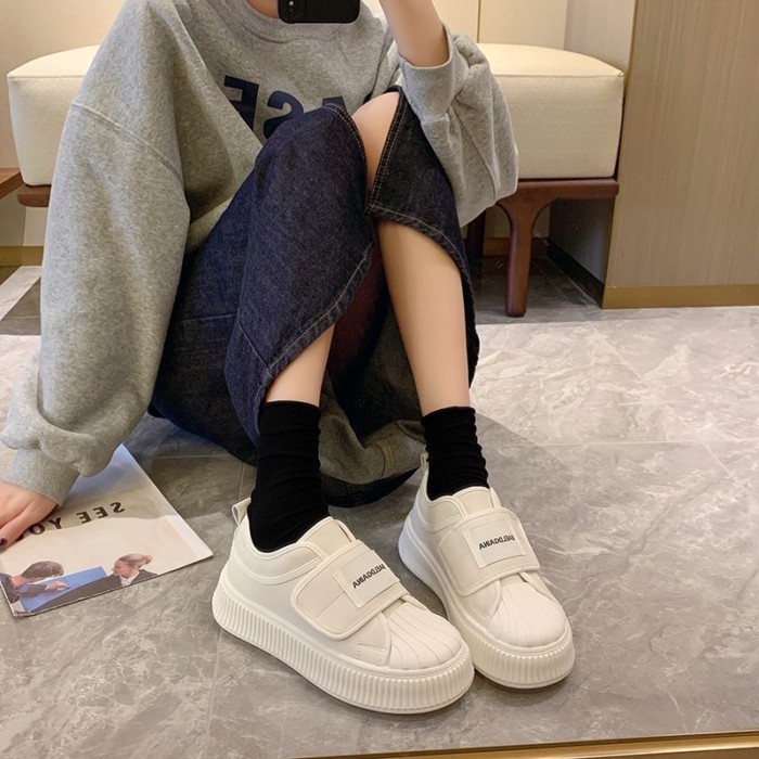 Giày bánh quy nữ đế dày Velcro phiên bản Hàn Quốc vỏ đa năng mũi giày thể thao thông thường