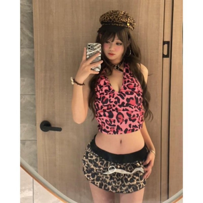 American Hot Girl Leopard Print V-neck Halterneck Camisole For Women Spring And Summer Design