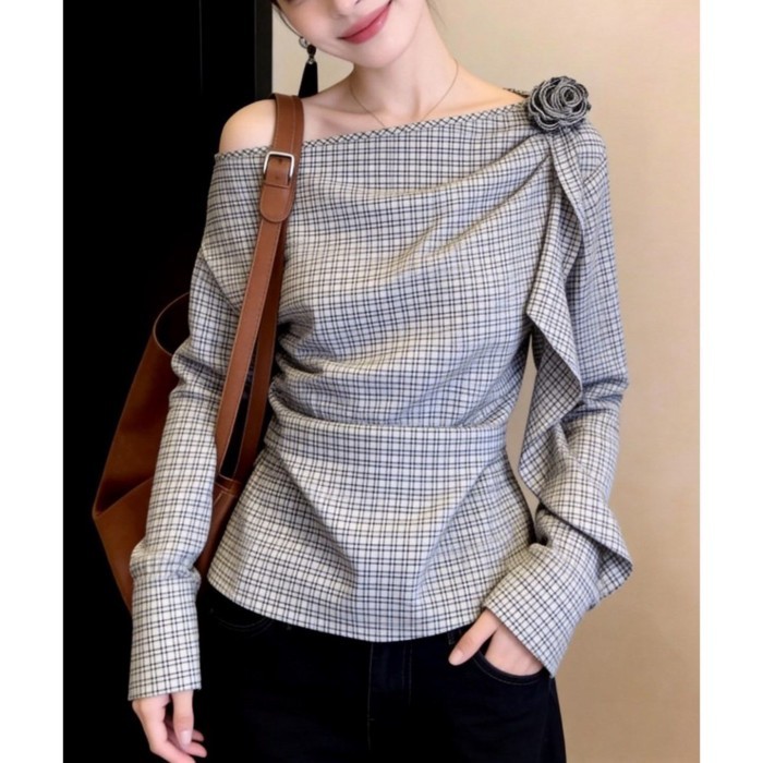 Thời trang Pháp nhẹ nhàng sang trọng áo sơ mi trễ vai kẻ sọc dài tay nữ đi làm dáng slim top mùa xu