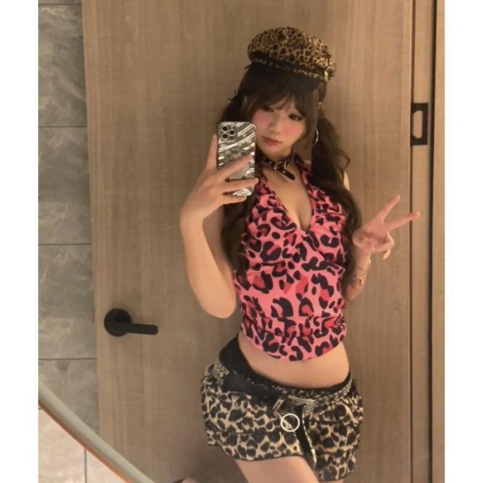 American Hot Girl Leopard Print V-neck Halterneck Camisole For Women Spring And Summer Design