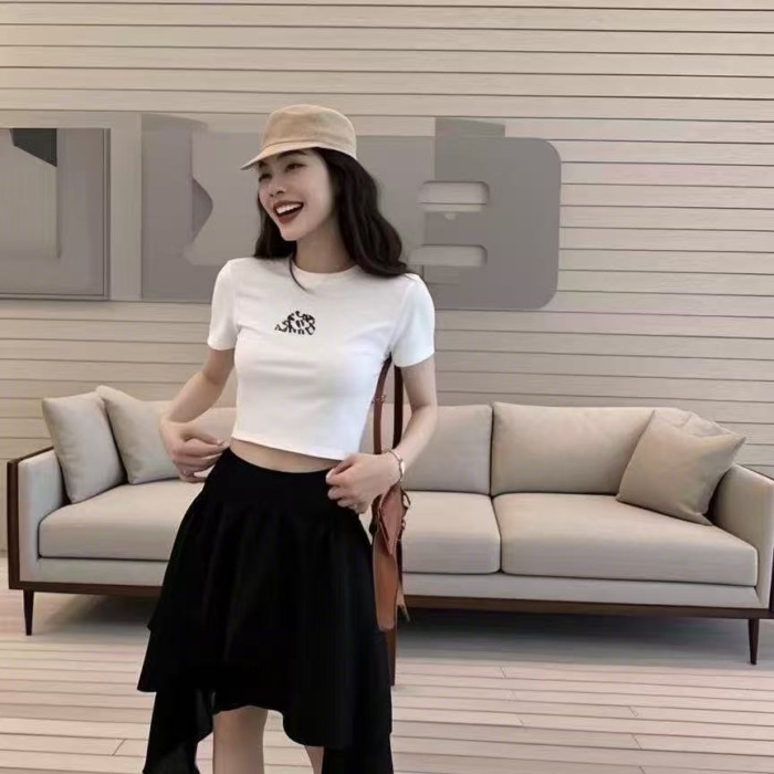 Váy Mùa Hè Lá Sen Không Đều Mới Dài Váy Cao Cấp Ôm Đi Lại Chiều Dài Trung Bình Hốc Váy