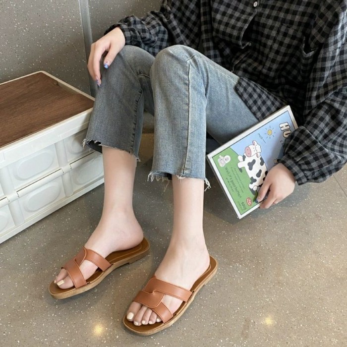 đôi dép xỏ ngón đế mềm mùa hè màu đen, trắng, xanh, nâu thời trang, giày nữ sỉ giá rẻ