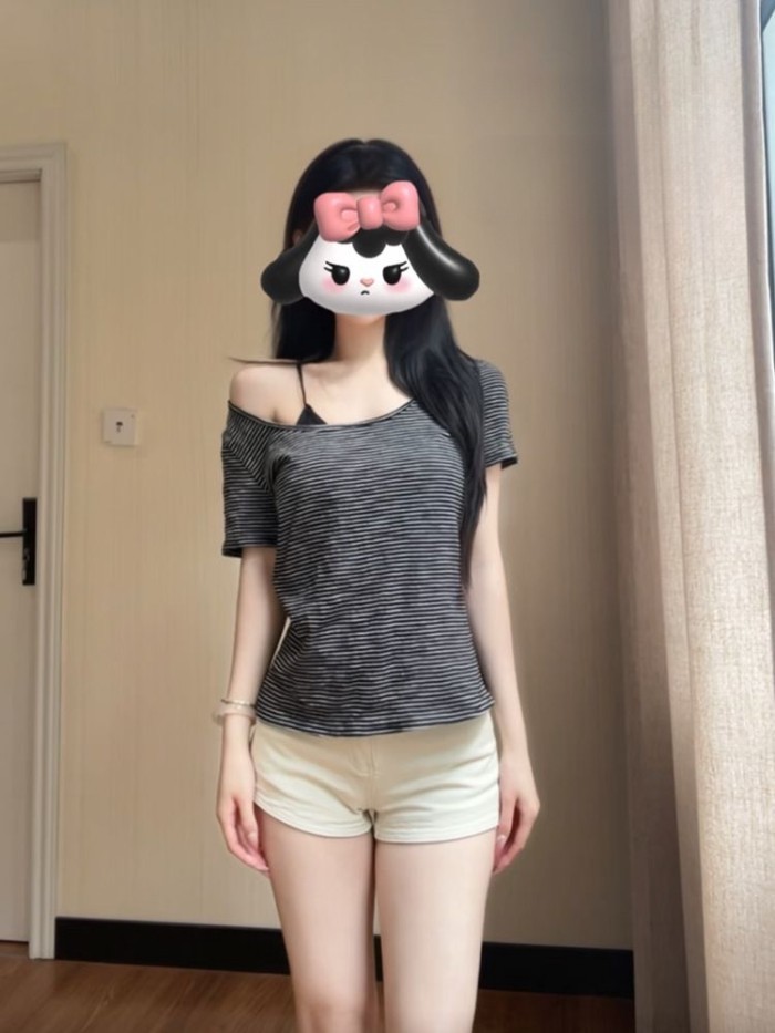 Korean Design Oblique Shoulder Striped Short-sleeved T-shirt For Women In Summer, Lazy, Casual
