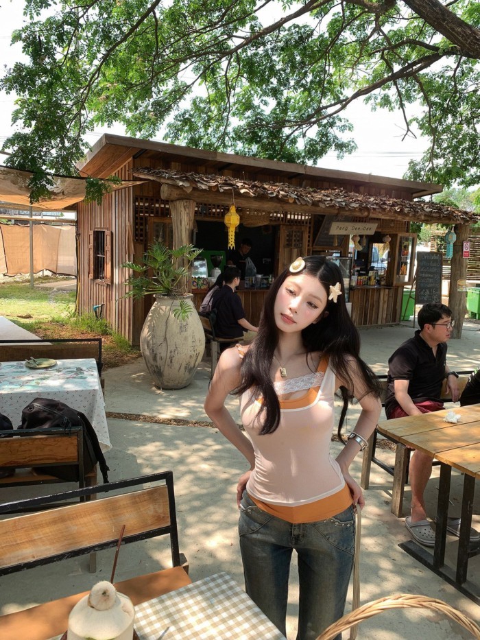 Hot Girl Style Sexy American Splicing Fake Two-piece Lace Camisole Summer Wear Slimming Top