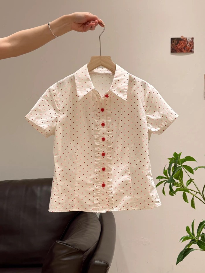 Đỏ Chấm Bi PoIo Cổ Vai Phải Tay Ngắn Eo Áo Sơ Mi Nữ Nấm Bên Kẹp Eo Giảm Béo Ve Áo hàng Đầu