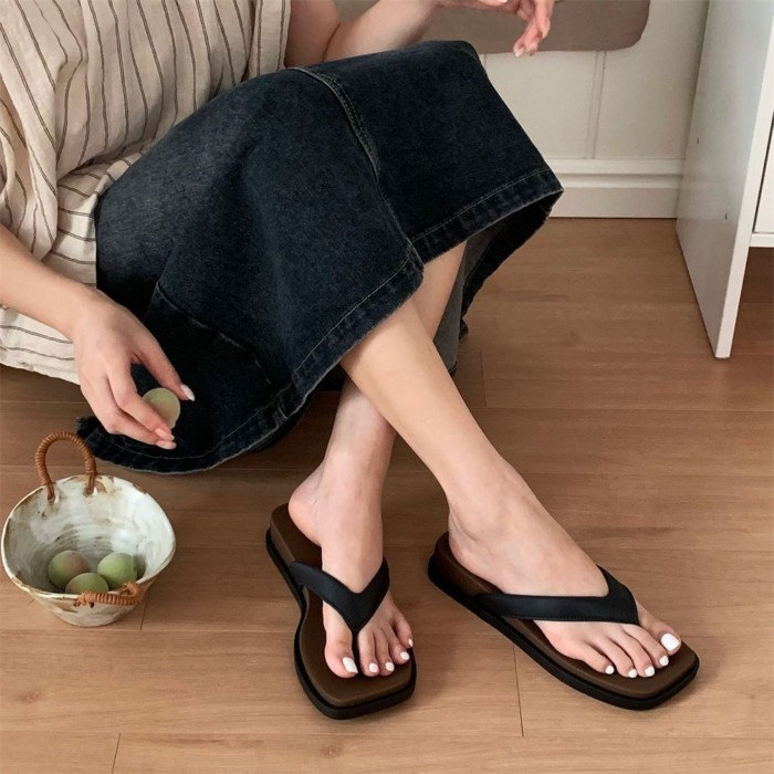 Outdoor Leisure Flip-flops For Women Summer Thick-soled Wedge Heels Retro Color Matching Seas