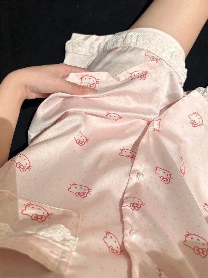 Bộ đồ ngủ lụa băng Hello Kitty nữ tay ngắn quần short ở nhà Bộ quần áo có thể mặc bên ngoài