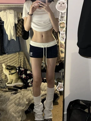 Quần Short Thể Thao Nữ Màu Sắc Tương Phản Eo Thấp Slim Fit Đa Năng Áo Khoác Ngoài Ống Thẳng Q