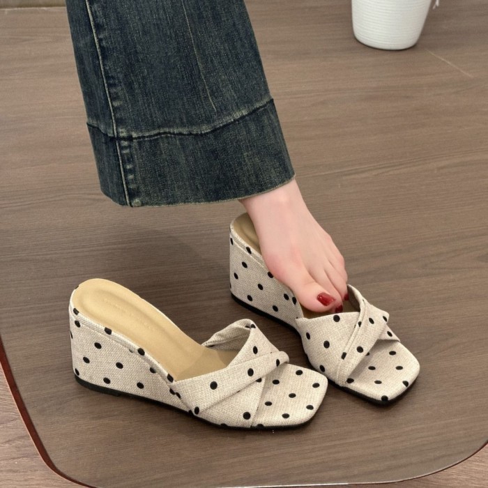 Dép cao gót nêm chấm bi phong cách retro Pháp dành cho nữ, giày mũi vuông cao cấp, hở mũi, dé