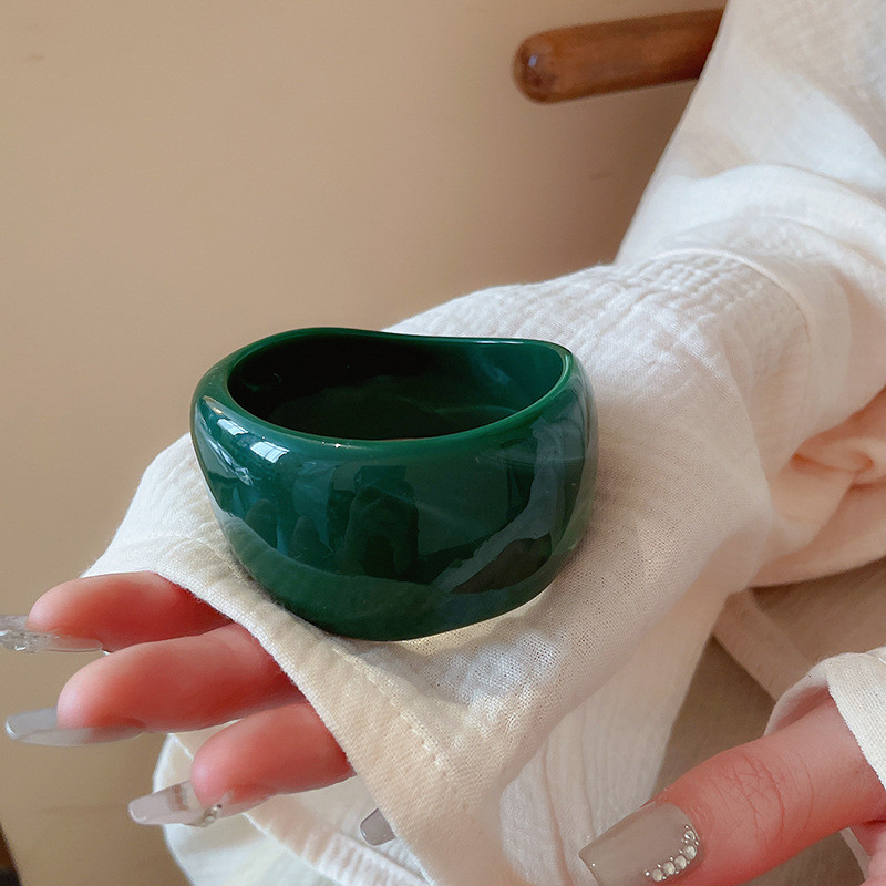 Vòng tay mặt rộng nhòe không đều Vòng tay đơn giản
