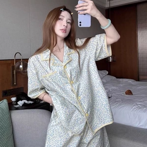Bộ đồ ngủ họa tiết da báo ngọt ngào và mát mẻ dành cho nữ Bộ đồ ngắn tay in họa tiết da báo n