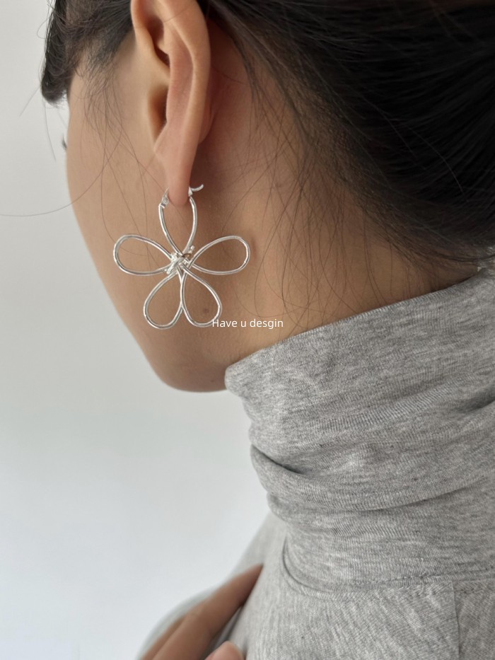 Have u desgin Phong Cách Hàn Quốc Tất Cả Trận Đấu Bạc Dây Kim Loại Hoa Bông Tai Thời Trang ins Tính Khí Cao Cấp Bông Tai Đơn Giản