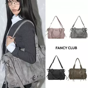 Hàn Quốc lạ mắt câu lạc bộ Túi đeo vai Đinh tán Túi xe máy Dung tích lớn Niche Messenger Túi Tote