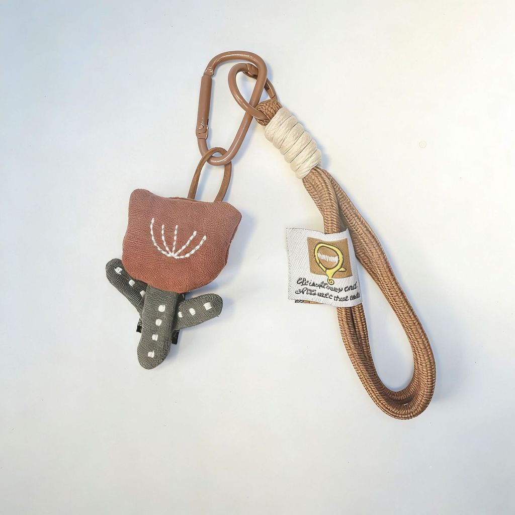 Dễ Thương Phong Cách Mới Vải Handmade Gấu ins Túi Mặt Dây Chuyền Hoa Nhỏ Nữ Quà Tặng Mặt Dây Chuyền Sinh Viên Ba Lô Móc Khóa