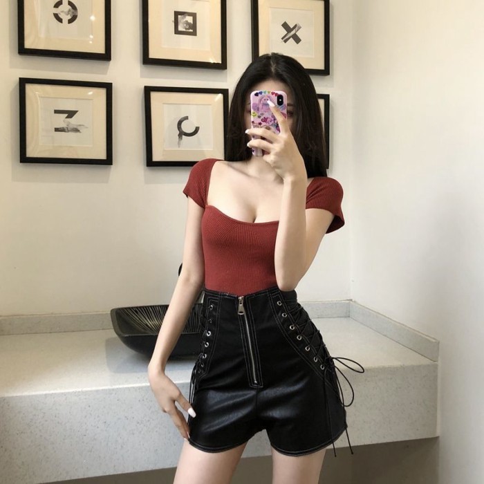 Áo Len Cổ Vuông Ngắn Tay Ngắn Giảm Béo Gợi Cảm Ôm Tính Khí Xã Hội Top Ins Cắt Thấp
