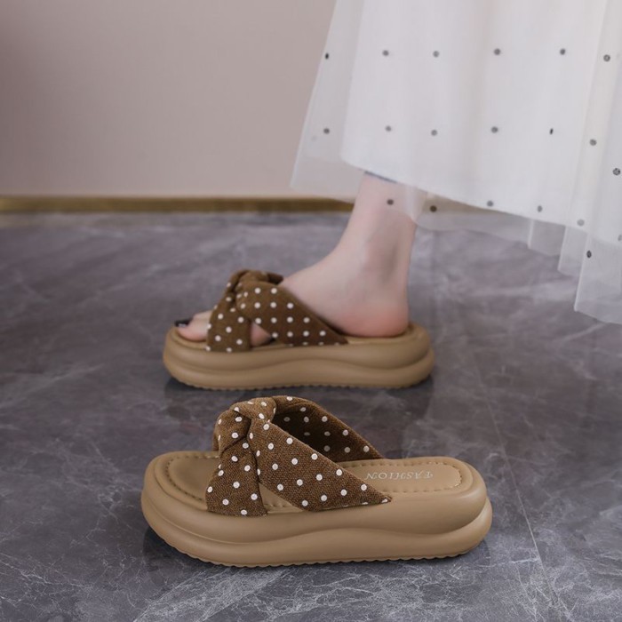 Dép đế dày chấm bi cho nữ, áo khoác ngoài mùa hè đa năng, dép cao cấp phối váy và dép xỏ ngón