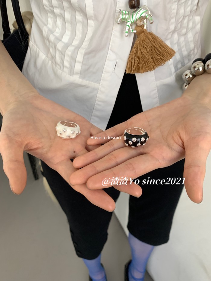 Nhẫn Nữ Cao Cấp Thiết Kế Retro Phong Cách Hàn Quốc, Màu Đen Trắng Và Họa Tiết Hoa Hồng