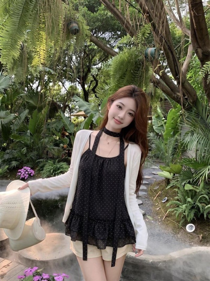 Khí chất ngọt ngào dịu dàng chấm bi nhún nhún nhỏ áo yếm mùa hè kiểu dáng mới rộng rãi và tho