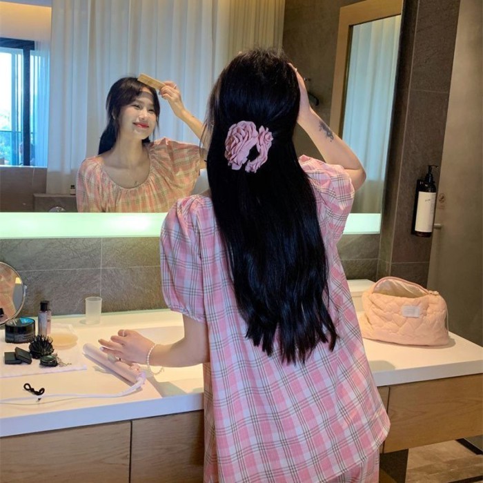 Bộ đồ ngủ kẻ sọc màu hồng ngọt ngào dành cho nữ quần ngắn tay mỏng mặc nhà rộng thùng thình
