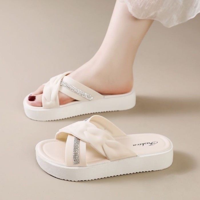 đôi dép mùa hè cho nữ mang bên ngoài, sandal thời trang, sandal phong cách hàn quốc, dép phong c