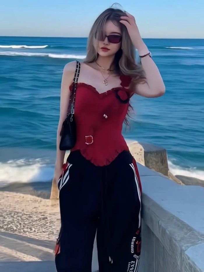 Hot Girl Mỹ ren hoa yếm yếm nữ thiết kế mùa hè eo thon gợi cảm áo ống