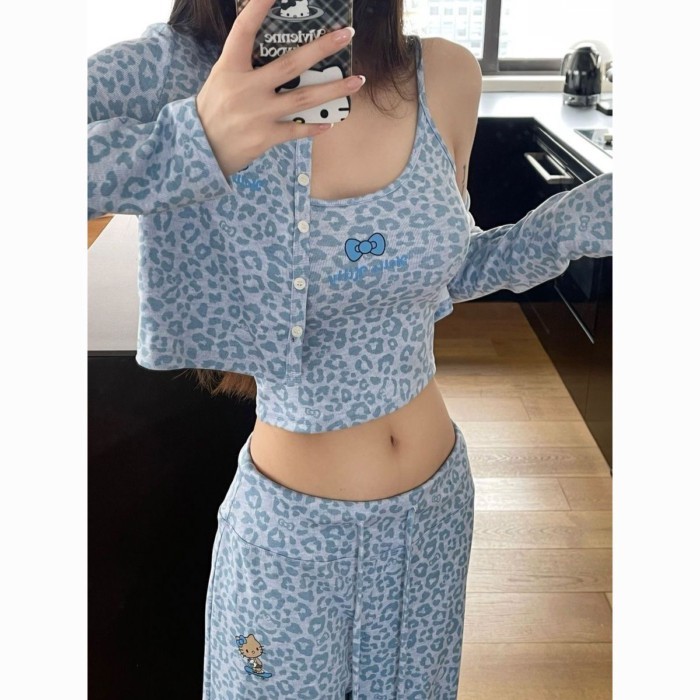 Bộ ba món ngọt ngào Nhật Bản hottie mèo kitty treo quần dài mới màu xanh da báo quần áo mặc ở