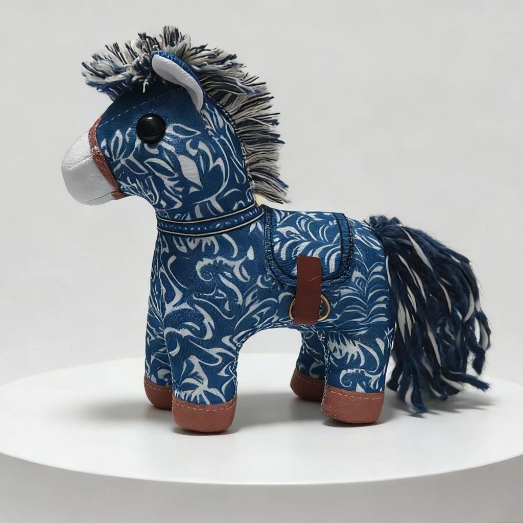 Tinh Tế Không Duy Trì May Mắn Denim Pony Little Red Book Cùng Phong Cách Dành Cho Bạn Bè Bộ Sưu Tập Giá Trị Cao Đồ Trang Trí Trẻ Em Quà Tặng