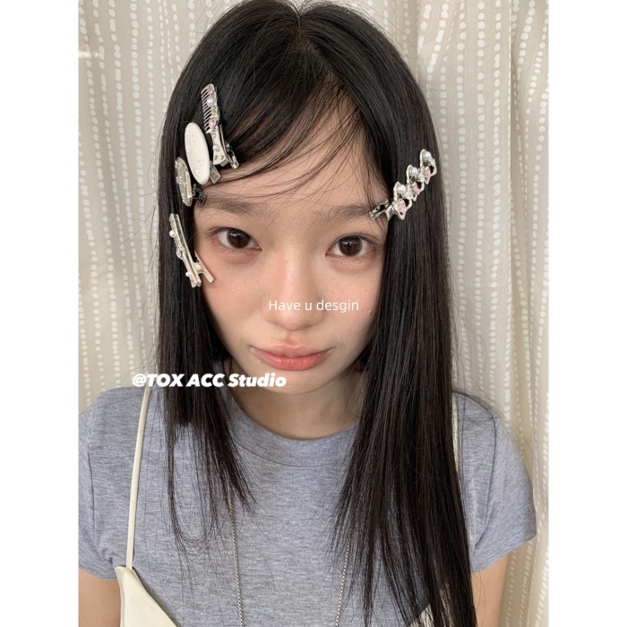 Have u desgin Phong Cách Hàn Quốc Ngọt Ngào Phong Cách Thoáng Mát Dễ Thương Lược Phong Cách Kim Cương Giả Trái Tim Kẹp Tóc Bướm Tinh Tế