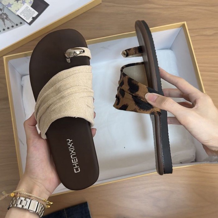 Lan ~ Pháp Siêu Mềm Xếp Ly Da Báo In Dép Nữ Mùa Hè Mặc Ngoài Phong Cách Mới Flat Niche Đẹp Bộ Ngón Chân Flip-Flops
