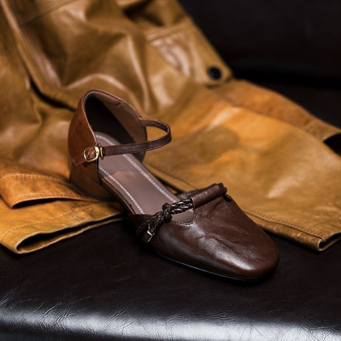 Giày sandal mũi nhọn da mềm cổ tích mùa hè dành cho nữ, phong cách cổ điển thoải mái, thời trang và