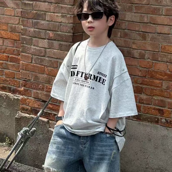 Quần short denim rách họa tiết râu mèo mới cho bé trai, quần short denim dáng rộng và sành đi