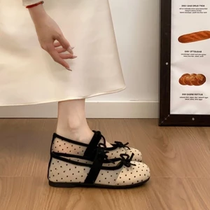 Chấm bi Giày đơn lưới phẳng đẹp kiểu Pháp dành cho nữ mùa xuân hè mới với váy kiểu múa ba lê