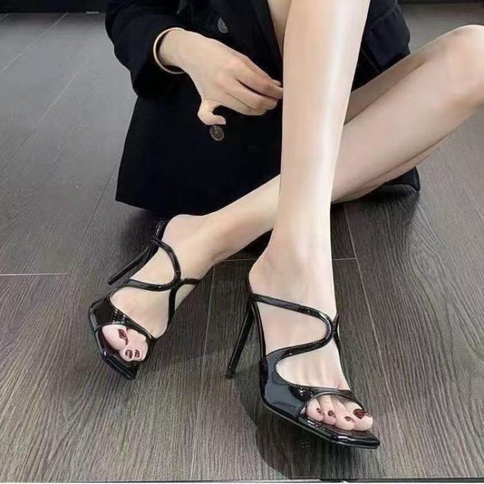 Giày Sandal Nữ Đế Cao Gót Nữ Khỏa Thân Dây Quai Xăng Đan Mặc Ngoài Hoàng Gia Em Gái Giới Tính Hở
