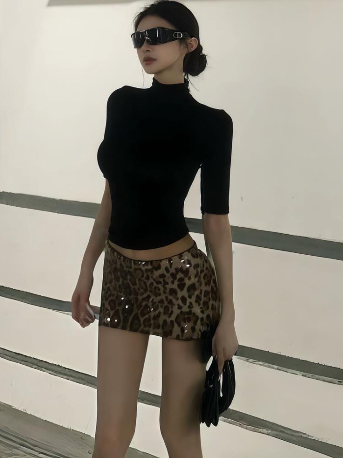 Hot girl Âu Mỹ phong cách sexy cổ tròn ngắn tay áo thun mới dáng ôm vừa vặn váy in da báo bộ