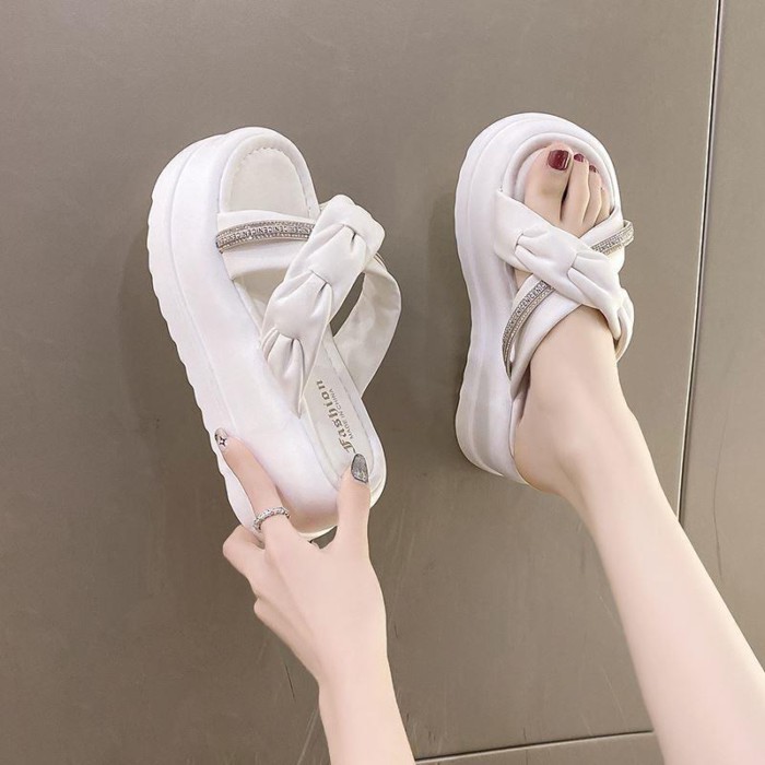 Dép đế cao có đính kim cương giả để đi lại và hẹn hò trong mùa hè, chống trượt cho người nhỏ nhắn